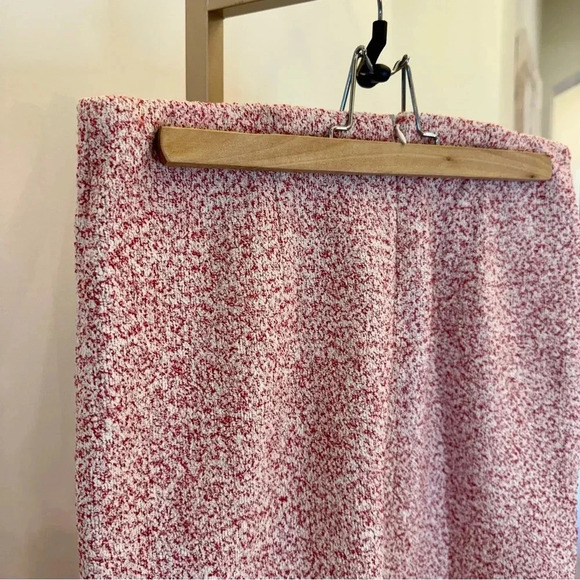 Ann Taylor Women’s Textured Stretch Pencil Career Red Skirt Stretch Size 10 - Picture 7 of 10